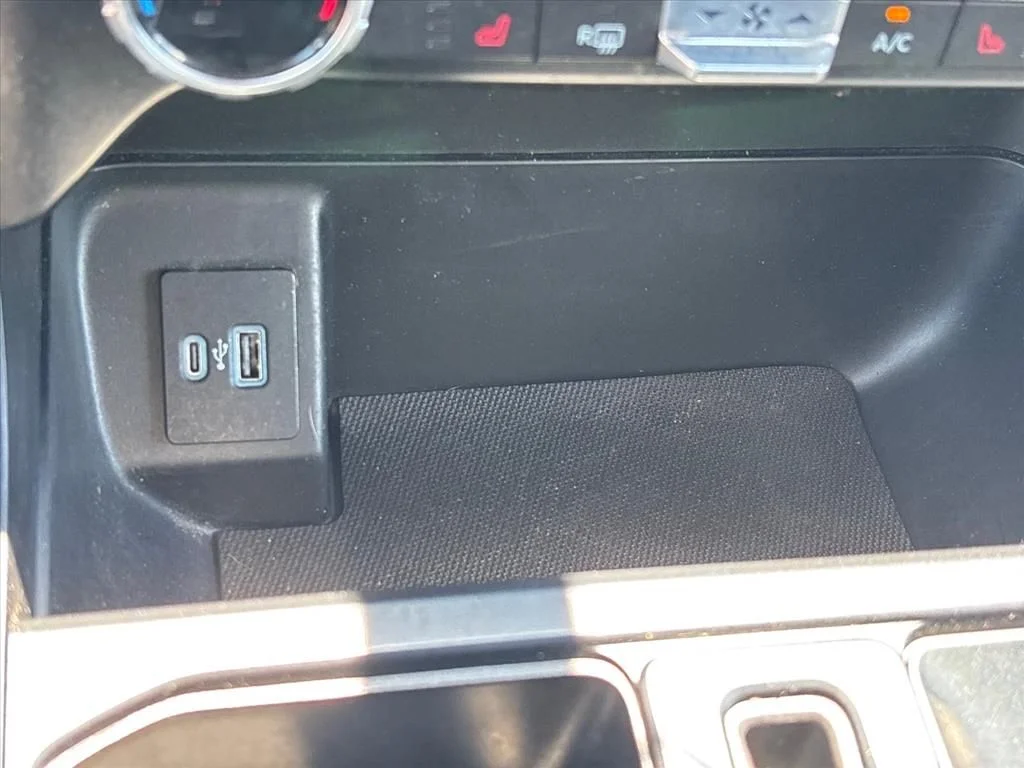 Used 2023 Gray Ford XLT image 34