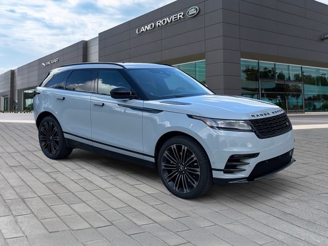 New 2026 Arroios Grey Land Rover P250 Base image 7