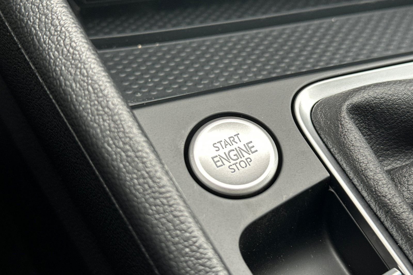 New 2026  Volkswagen 2.0T Autobahn image 21
