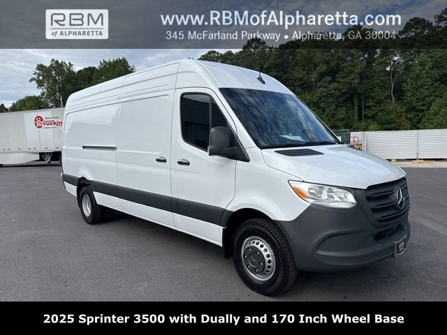2025 Mercedes-Benz Sprinter 3500 170 WB HO High Roof's photo