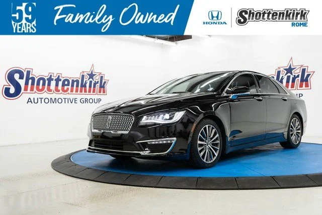 2020 Lincoln MKZ Standard