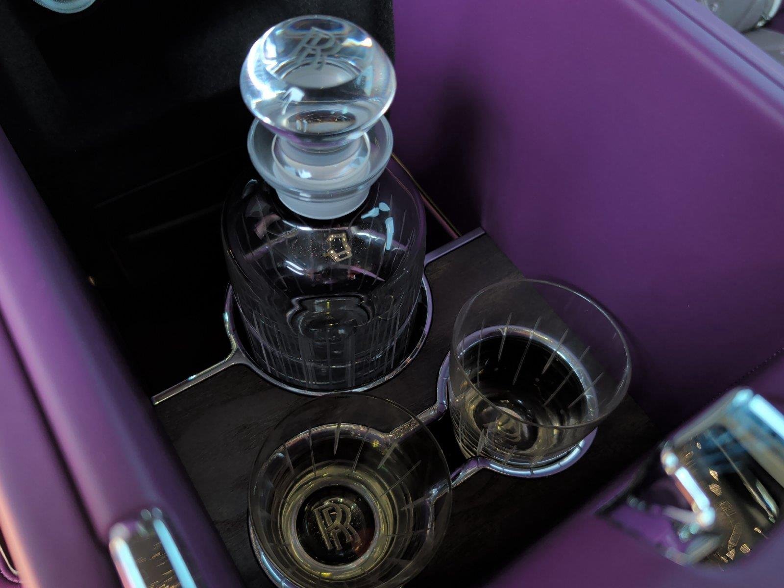 Used 2025 Belladonna Purple Rolls-Royce  image 42