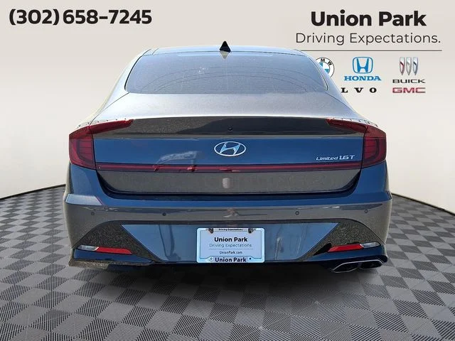 Used 2022 Gray Hyundai Limited image 5