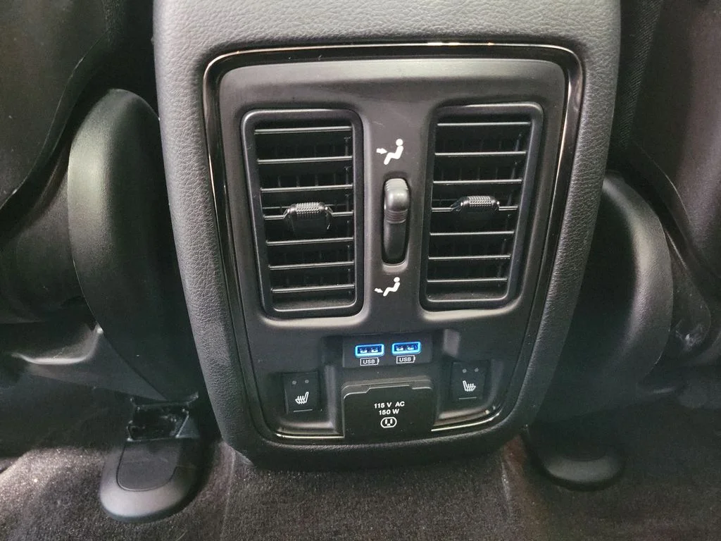 Certified Used 2021 Black Jeep Overland image 25