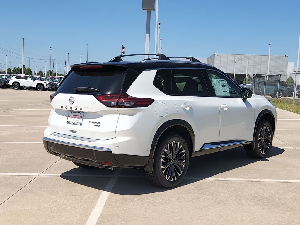 New 2026 Everest White Pearl TriCoat / Super Black Two-tone Nissan Platinum AWD image 6
