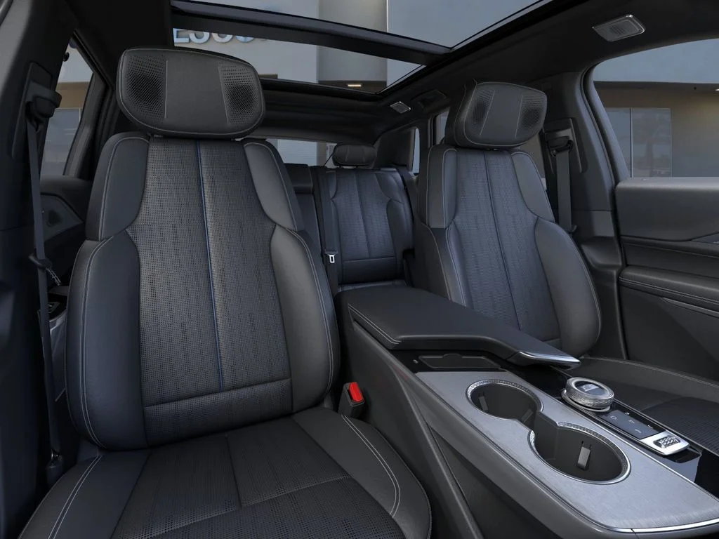 2027 Cadillac LYRIQ Premium Sport - Photo 16