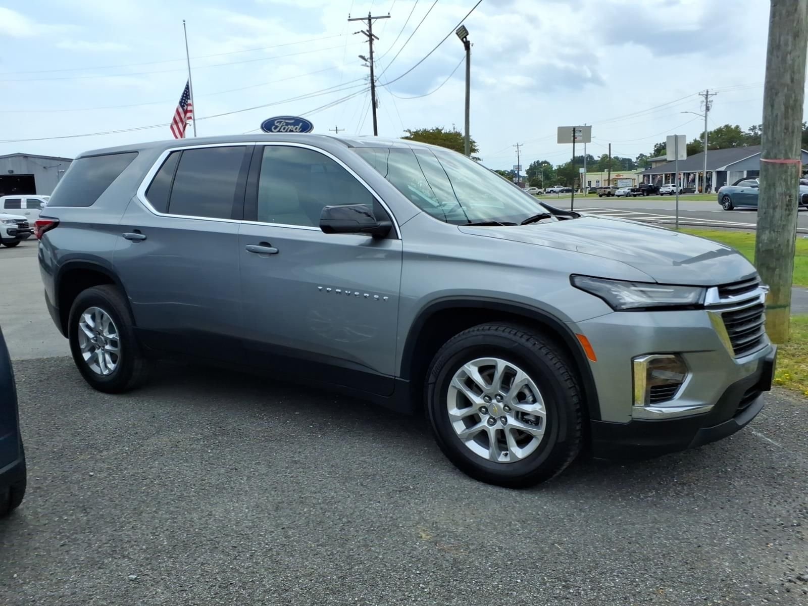 Used 2023 Gray Chevrolet LS image 5