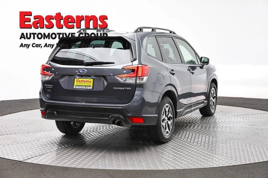 Used 2023 Gray Subaru Premium image 6