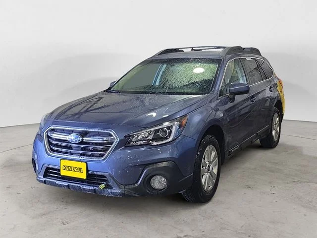 Used 2018 Blue Subaru 2.5i Premium image 1