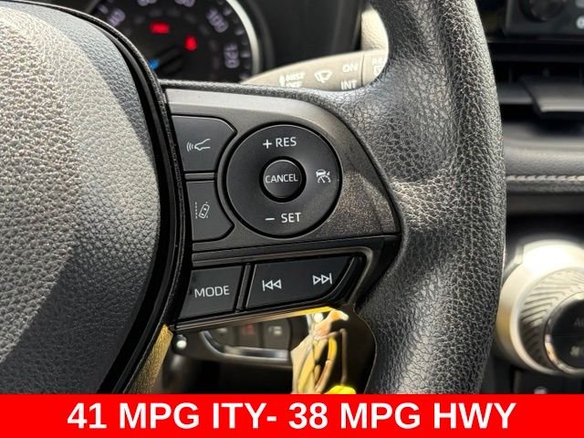 Used 2022 Gray Toyota LE image 21