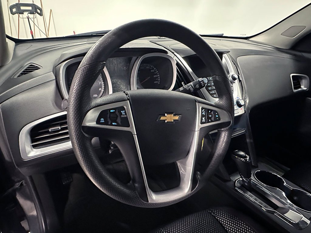 Used 2017 NIGHTFALL GRAY METALLIC Chevrolet LT image 20