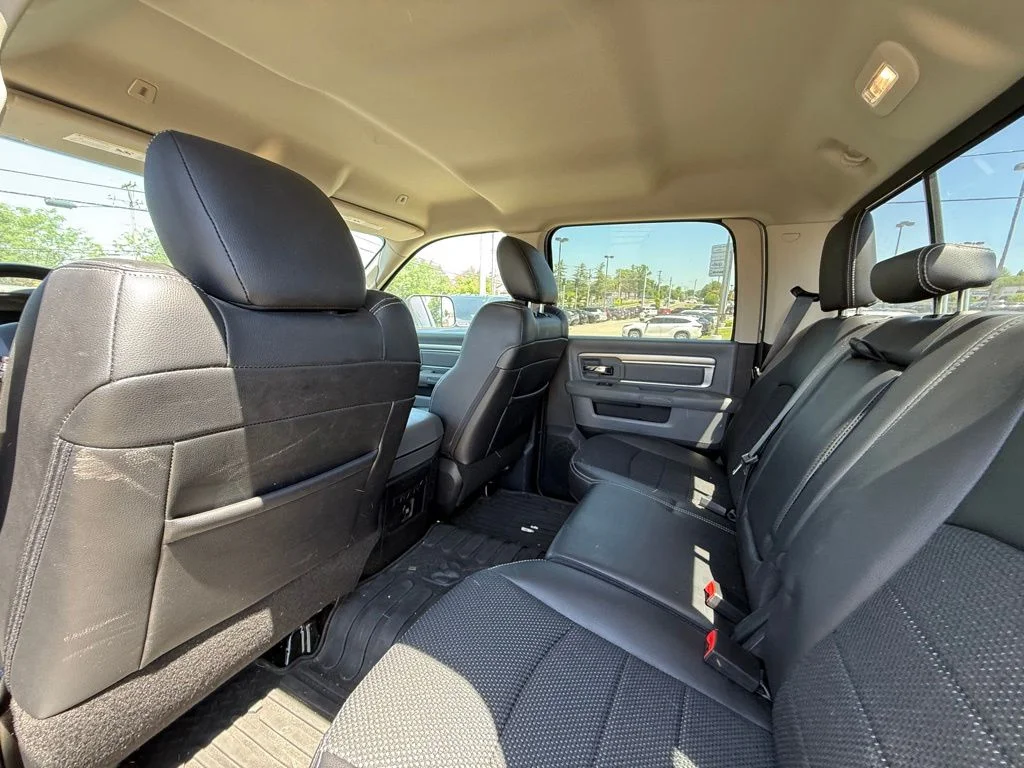 Used 2018 Silver Ram Big Horn image 26