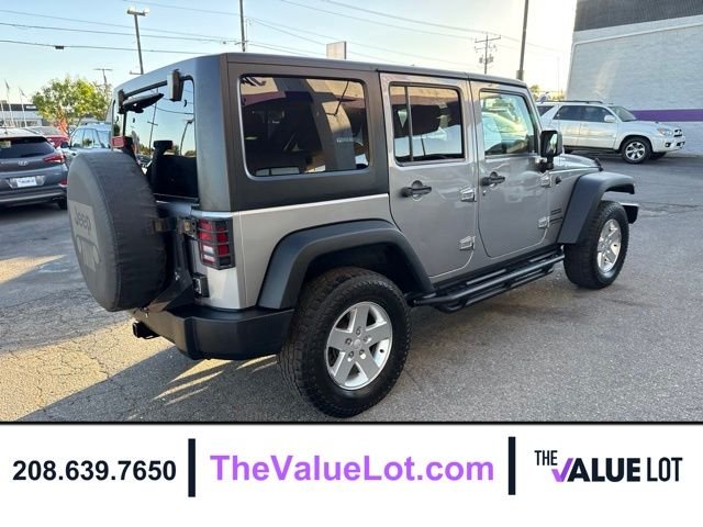 Used 2014 Gray Jeep Unlimited Sport image 4