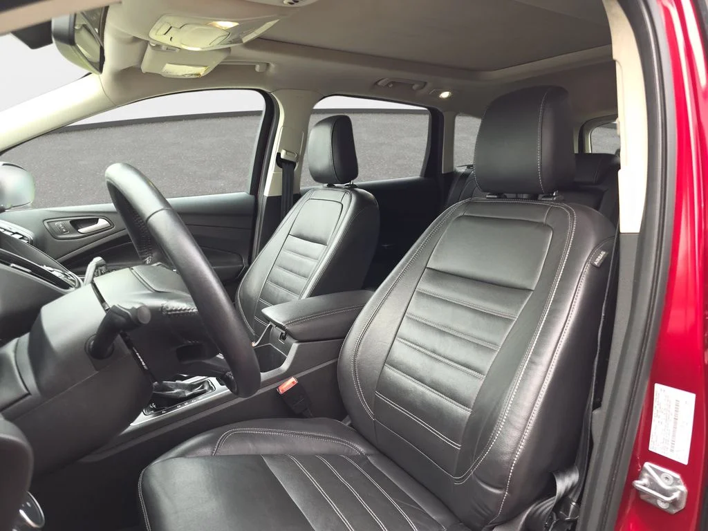 Used 2018 Red Ford Titanium image 13