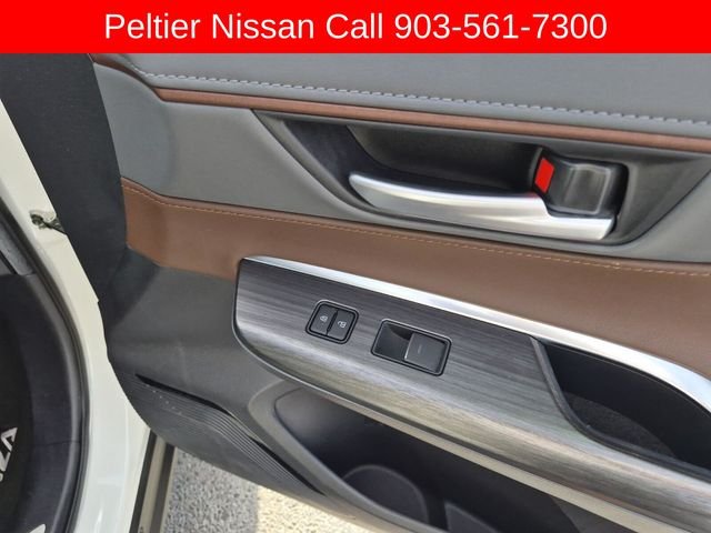 Used 2021 White Toyota XLE image 16
