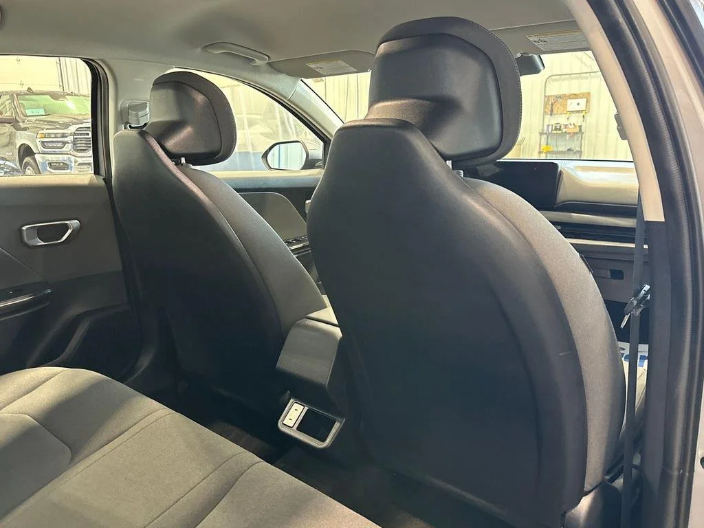 Used 2025 Steel Gray Kia LXS image 32