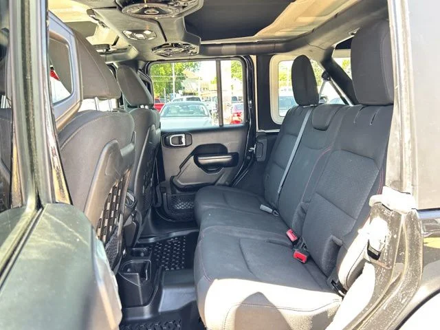 Used 2019 Black Jeep Unlimited Rubicon image 17