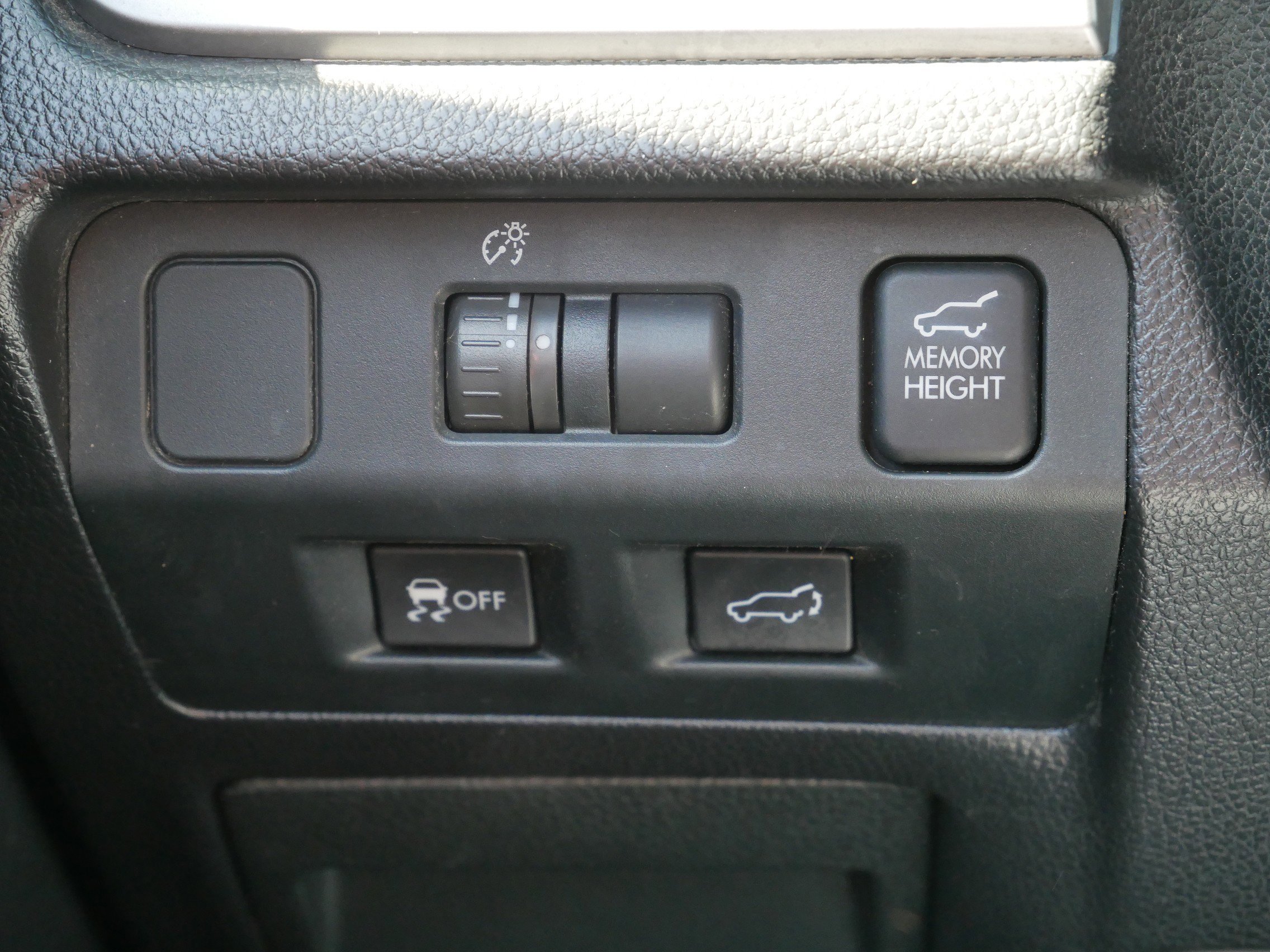 Used 2014 Marine Blue Pearl Subaru 2.0XT Touring image 19