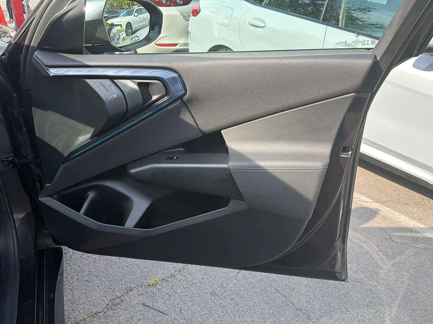 Used 2025 GRAY BMW 30 xDrive image 26