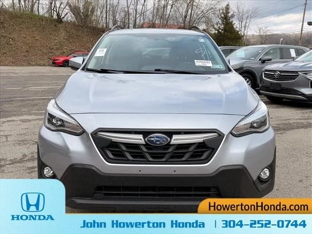 Used 2023 Silver Subaru Limited image 10