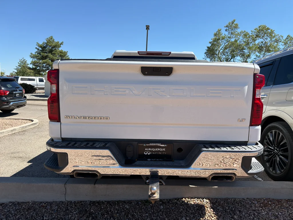 Used 2019 Summit White Chevrolet LT image 6