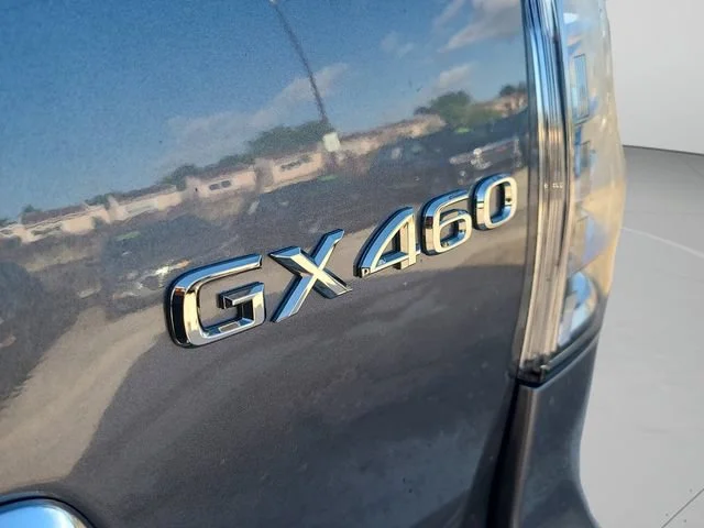 Used 2023 Gray Lexus GX 460 Premium image 5