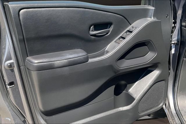 Used 2025 Gray Nissan S image 22