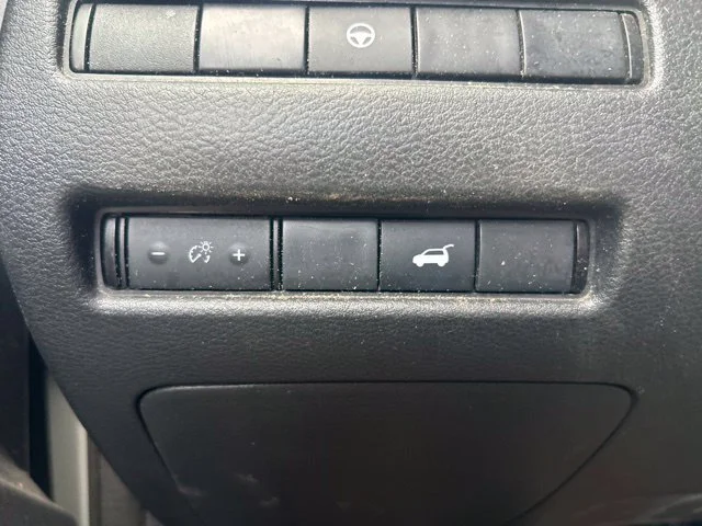 Used 2021 White Nissan SV image 14
