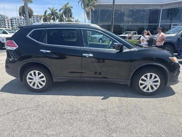 Used 2016 Magnetic Black Nissan S image 3