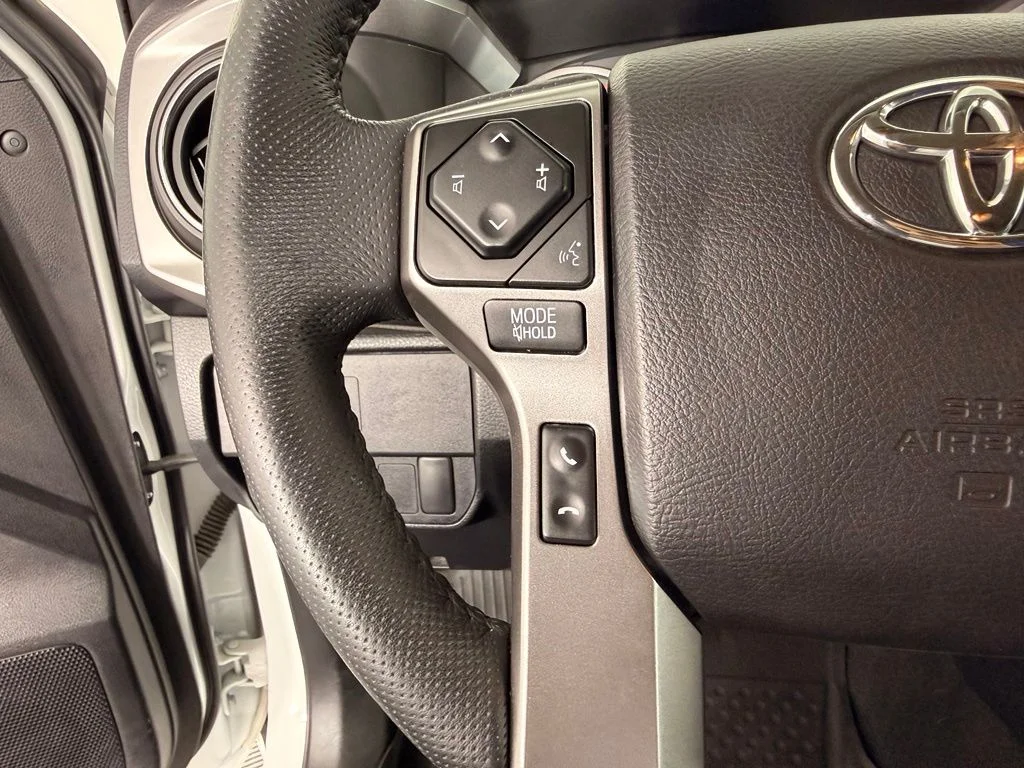 Used 2021 White Toyota SR5 image 22