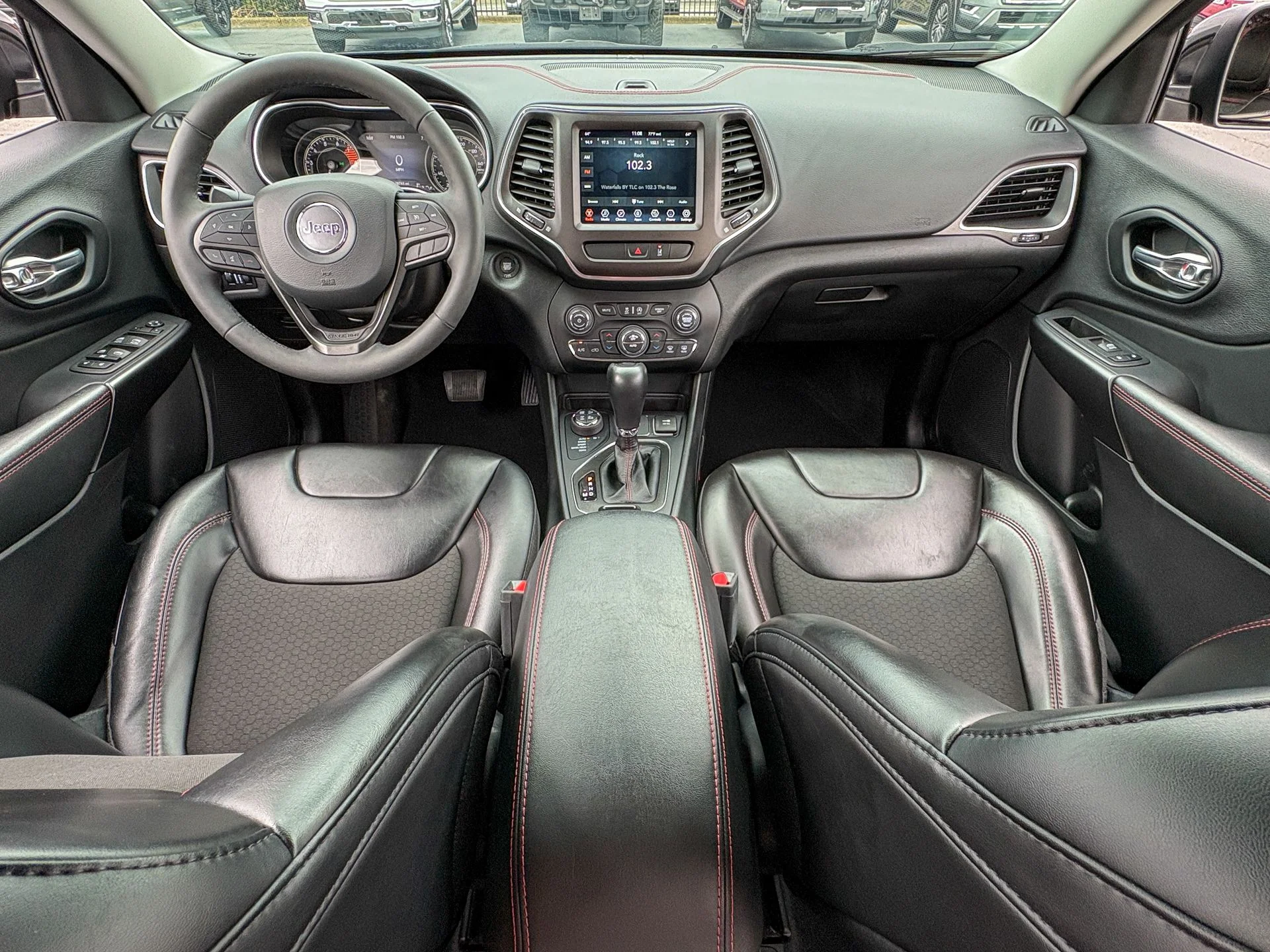 Used 2022 Gray Jeep Trailhawk image 31