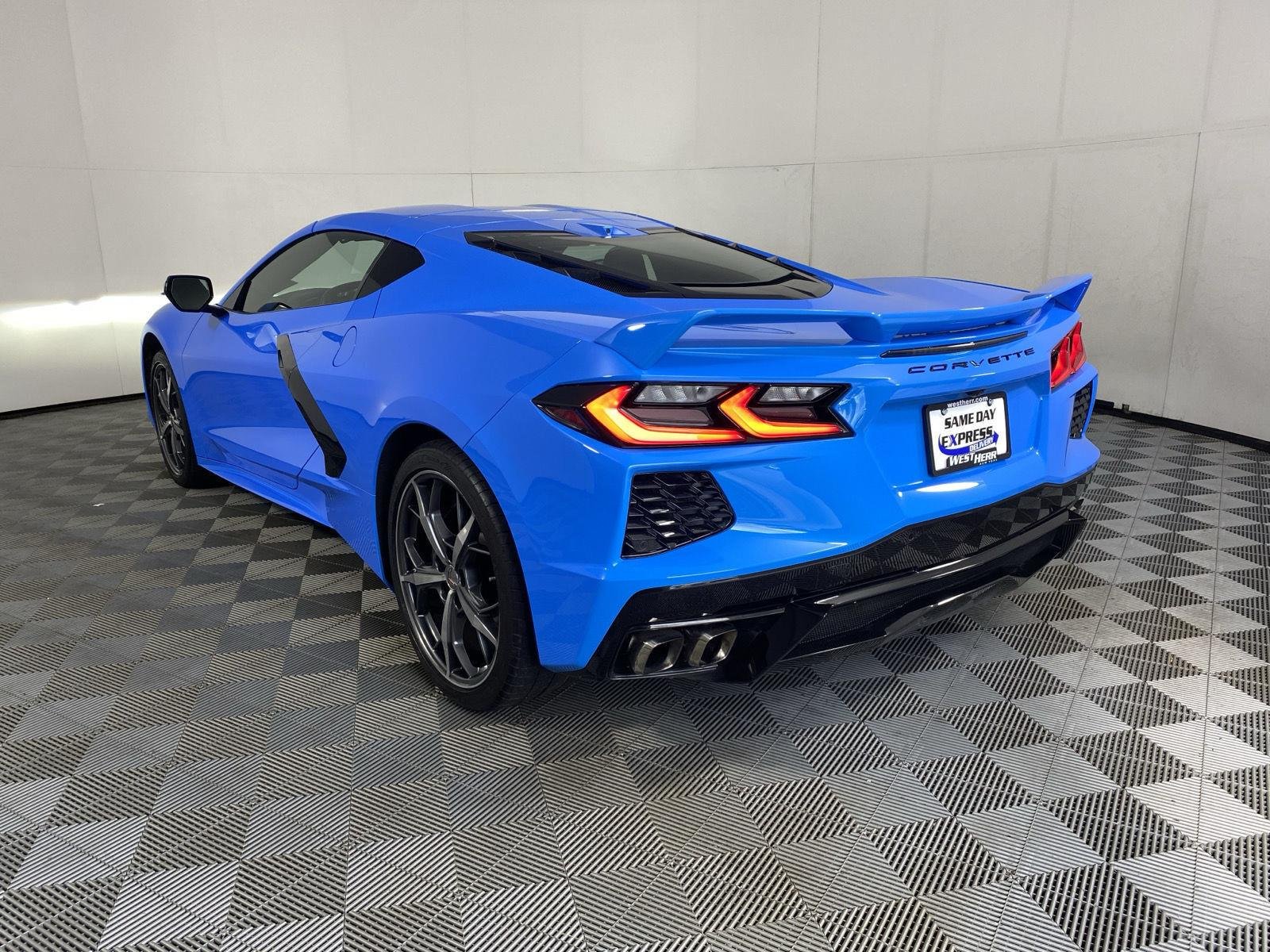 Used 2021 Rapid Blue Chevrolet 2LT image 5