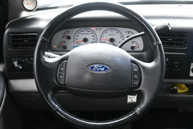 Used 2004 Beige Ford XLT image 21
