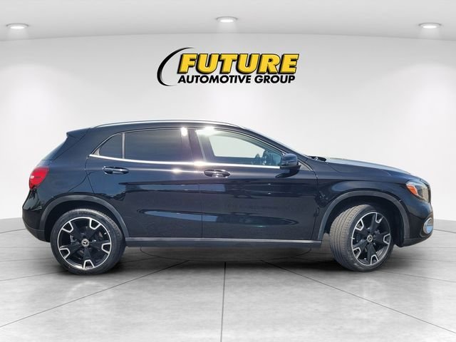 Used 2020 Black Mercedes-Benz GLA 250 image 3