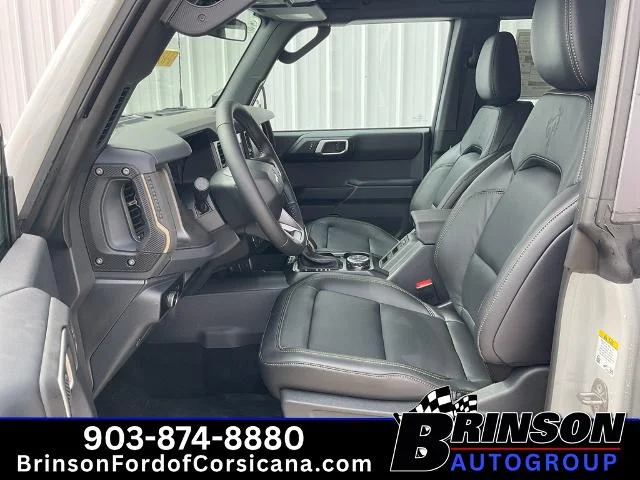 New 2026 Avalanche Gray Ford Badlands® image 33