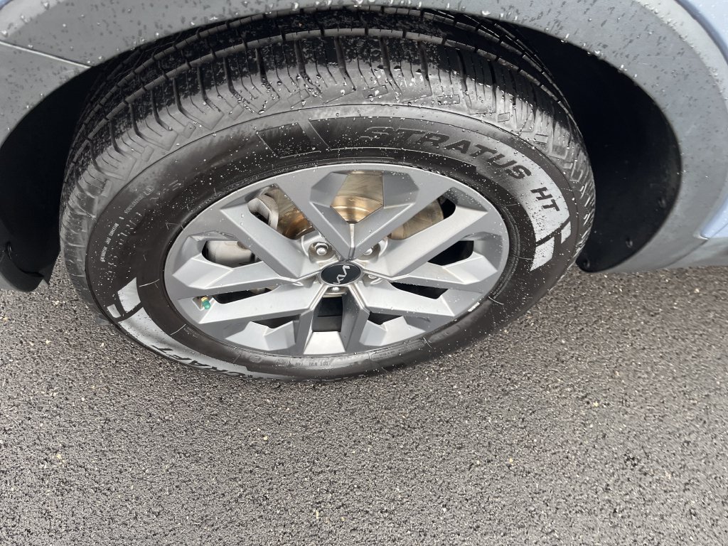 Used 2023 Silver Kia LX image 9