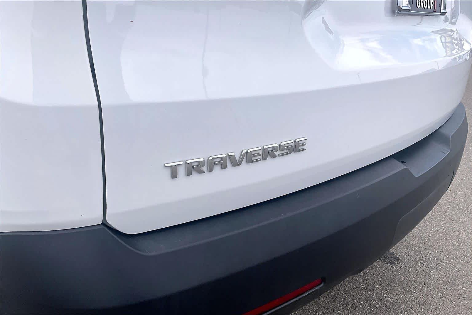 Used 2020 Summit White Chevrolet LS image 30