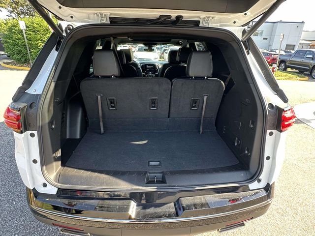 Used 2023 White Chevrolet Premier image 12