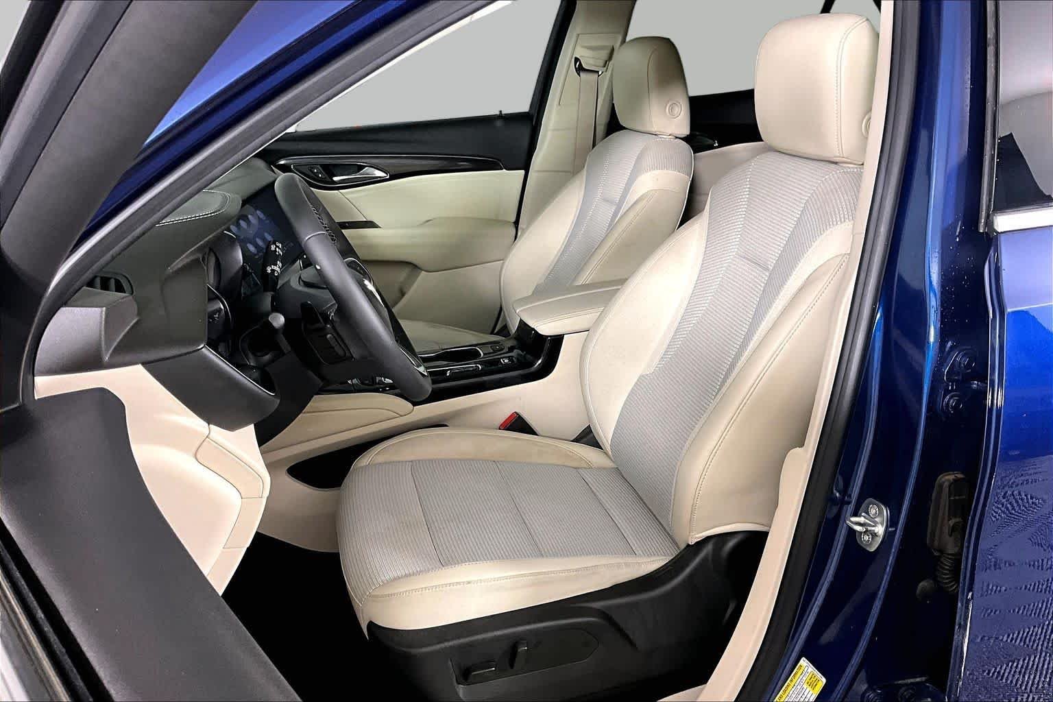 Used 2023 Sapphire Metallic Buick Preferred image 8