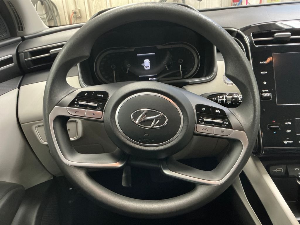 Used 2024 White Hyundai SEL image 20