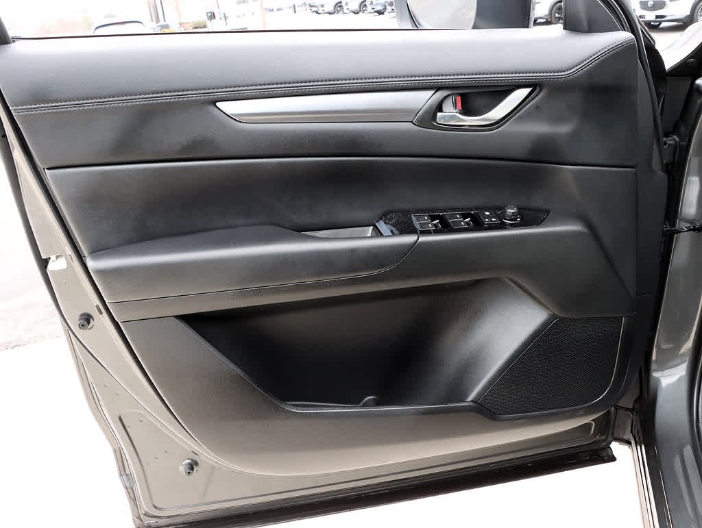 2025 Mazda CX-5 S Preferred package - Photo 22