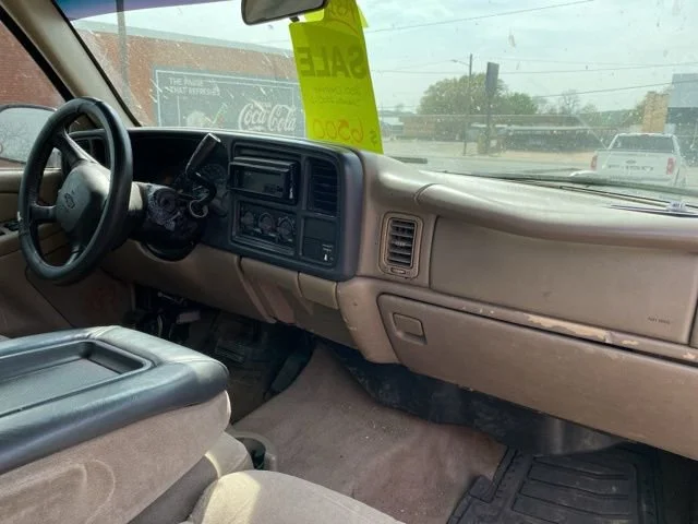 2001 Chevrolet Silverado LS - Photo 12