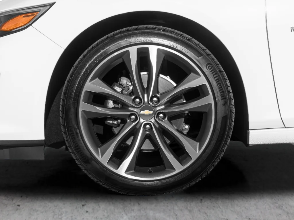 Used 2023 White Chevrolet LT image 14