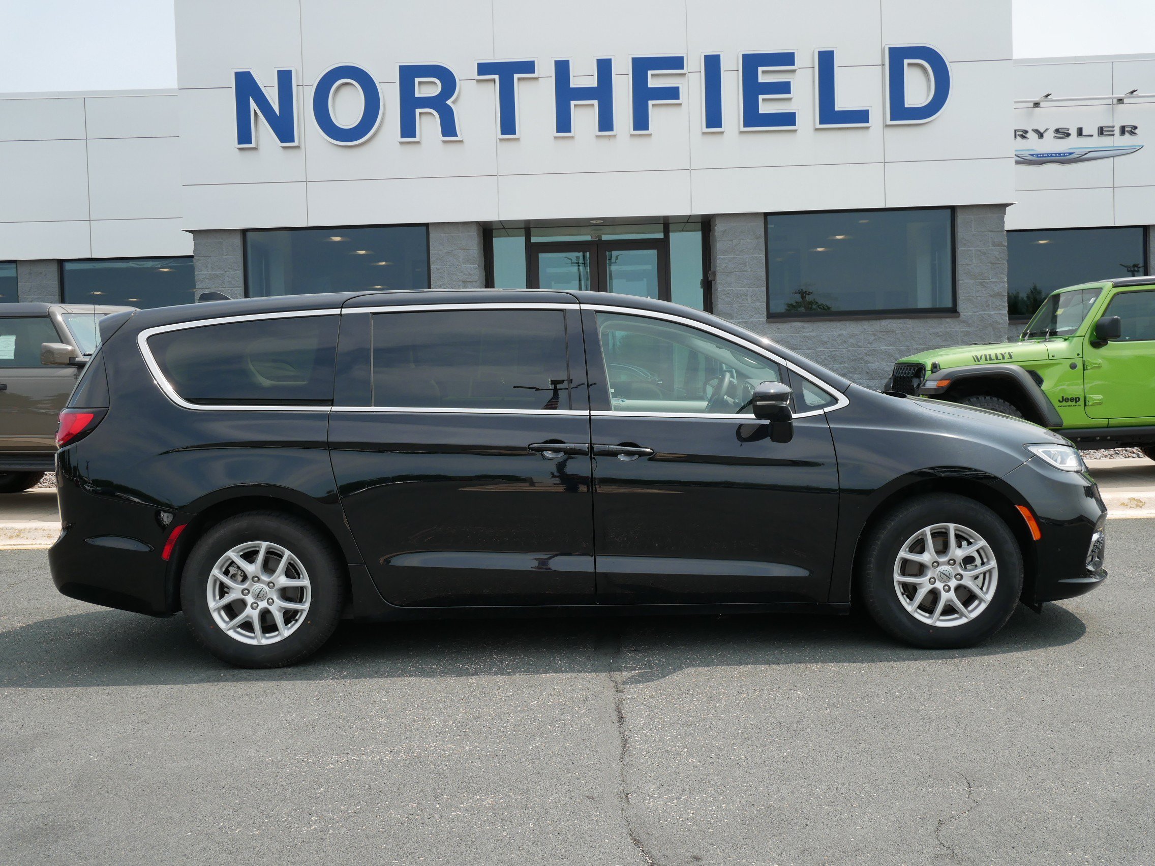 2024 Chrysler Pacifica