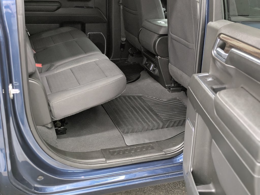 2023 Chevrolet Silverado 1500 LT - Photo 28