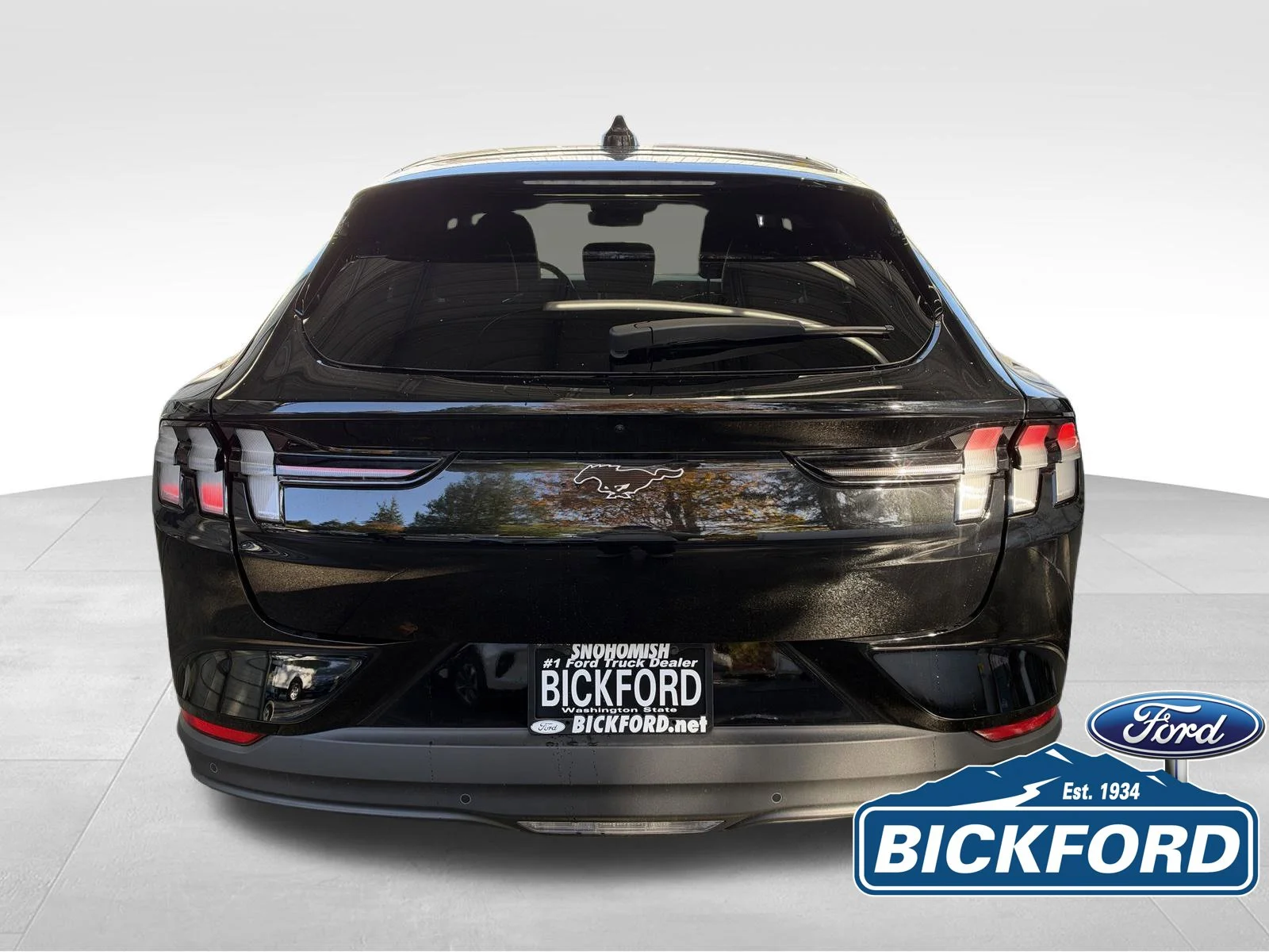 New 2026 Black Ford Select image 6