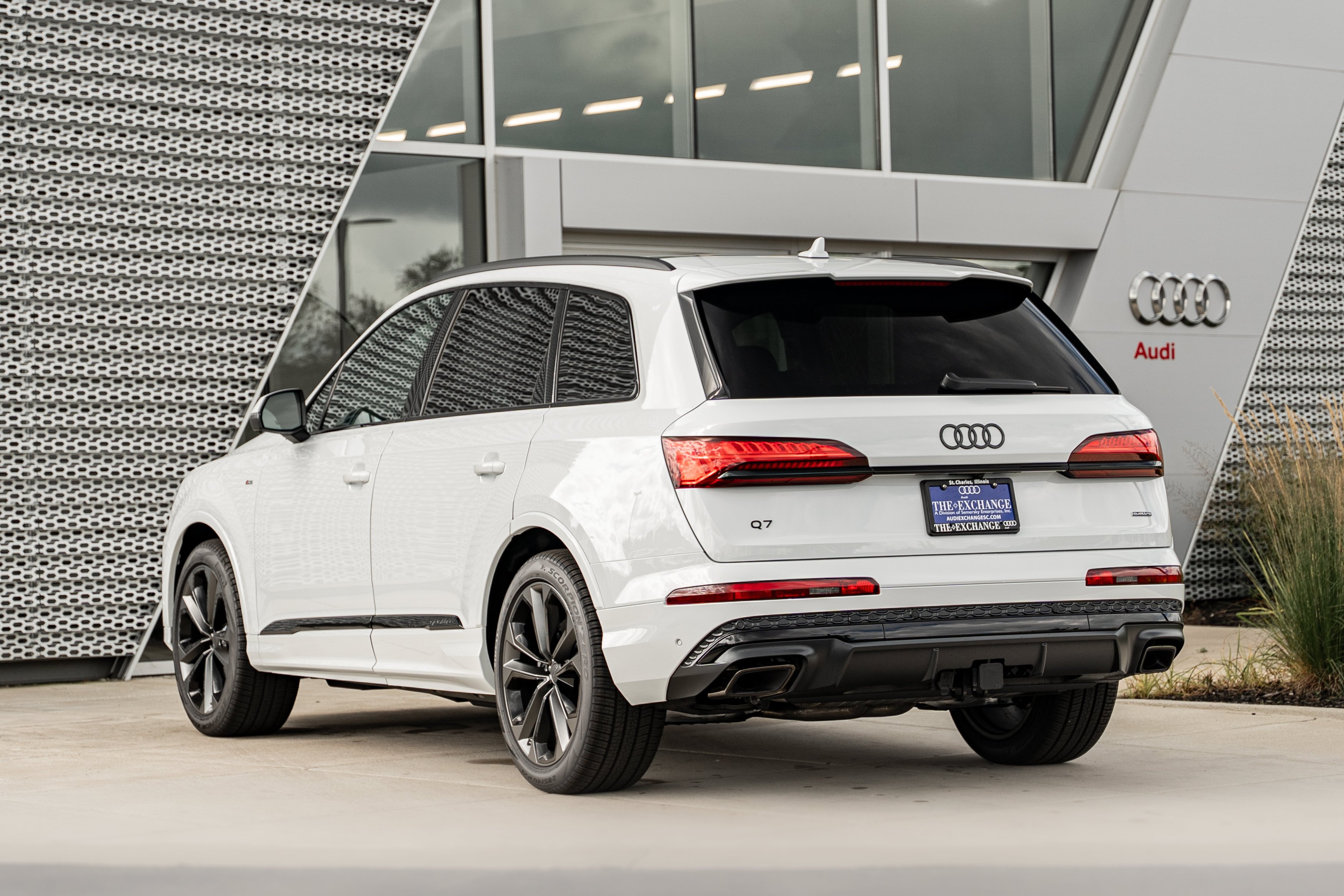 New 2026 Glacier Audi S line Premium Plus image 5