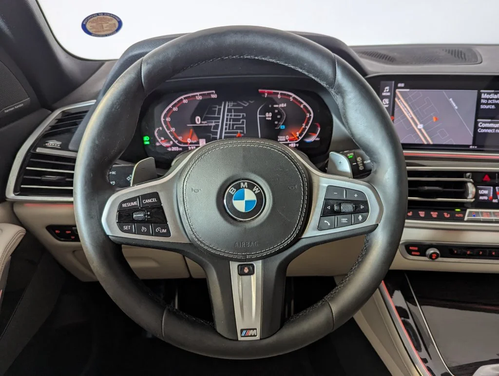 Used 2019 Gray BMW xDrive40i image 6