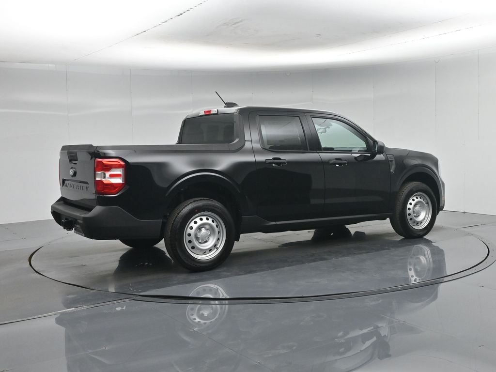 New 2026 Black Ford XL image 24