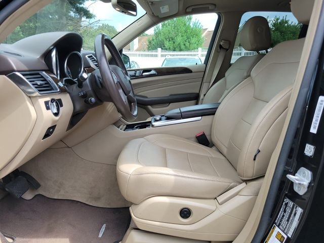 Used 2015 Black Mercedes-Benz ML 350 image 19